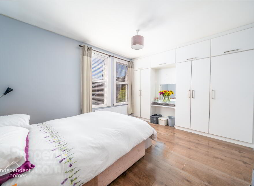 48 The Roddens, Larne, BT40 1QH
