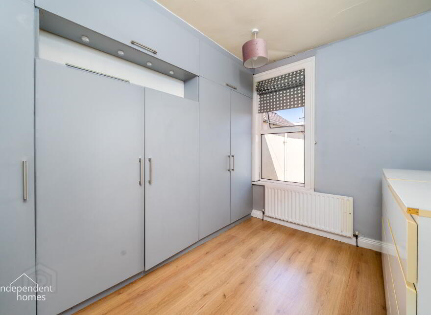 48 The Roddens, Larne, BT40 1QH