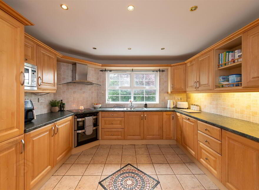 71a Annacloy Road, Downpatrick, BT30 9AQ