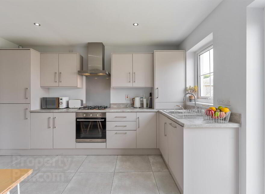 4 Rocklyn Crescent, Donaghadee, BT21 0FY
