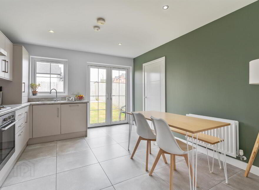 4 Rocklyn Crescent, Donaghadee, BT21 0FY
