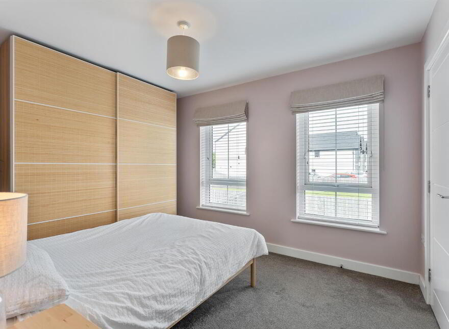 4 Rocklyn Crescent, Donaghadee, BT21 0FY