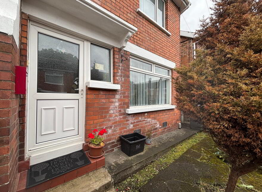 165 Parkgate Avenue, Belfast, BT4 1JD