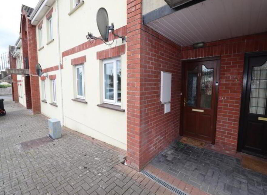 17 Ardfrail Court, Oldcastle, A82X084 photo