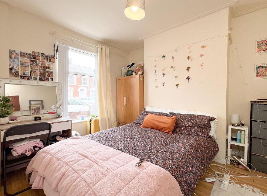 35 Carmel Street, Belfast, BT7 1QE