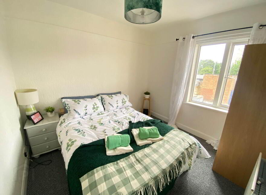 Extended, 3 Bed Semi & Garage, Mayfair Avenue, Belfast, BT6 9JA