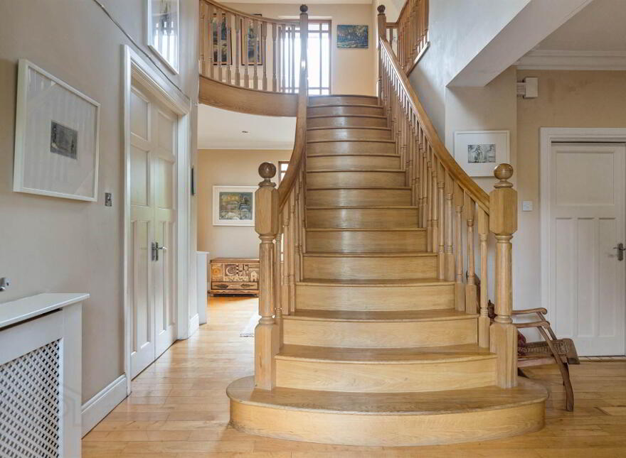 70 Craigdarragh Road, Helens Bay, Bangor, BT19 1UB