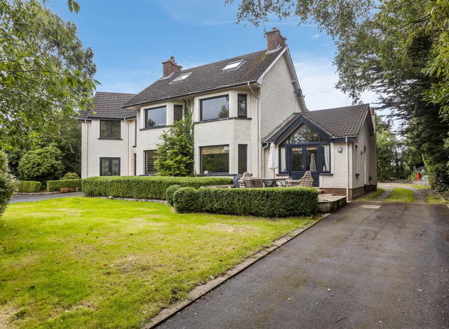 70 Craigdarragh Road, Helens Bay, Bangor, BT19 1UB