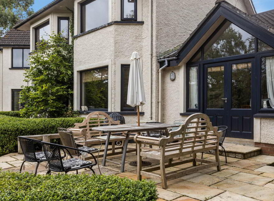 70 Craigdarragh Road, Helens Bay, Bangor, BT19 1UB