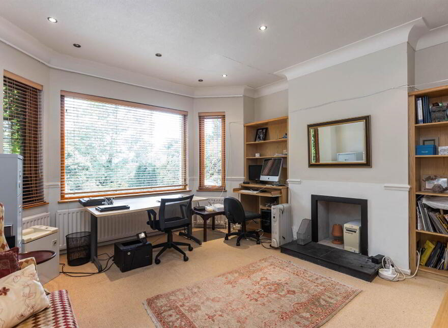 70 Craigdarragh Road, Helens Bay, Bangor, BT19 1UB