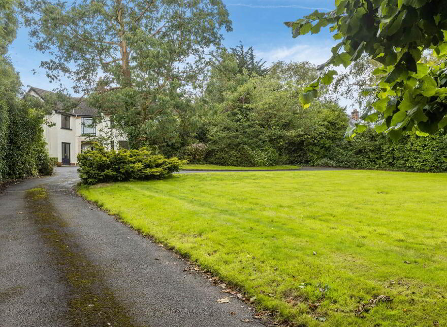 70 Craigdarragh Road, Helens Bay, Bangor, BT19 1UB