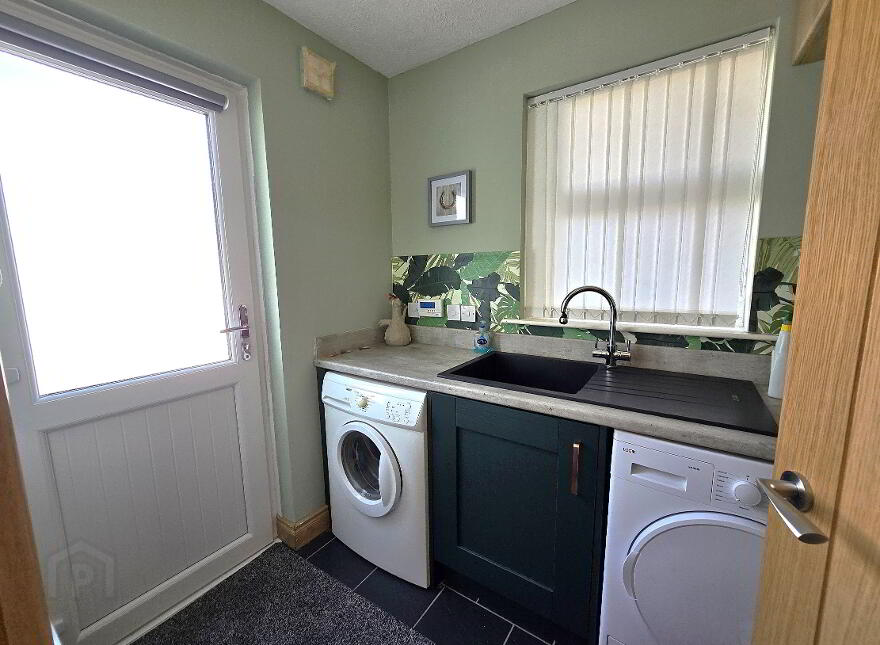12 Eagry Gardens, Bushsmills, BT57 8AU