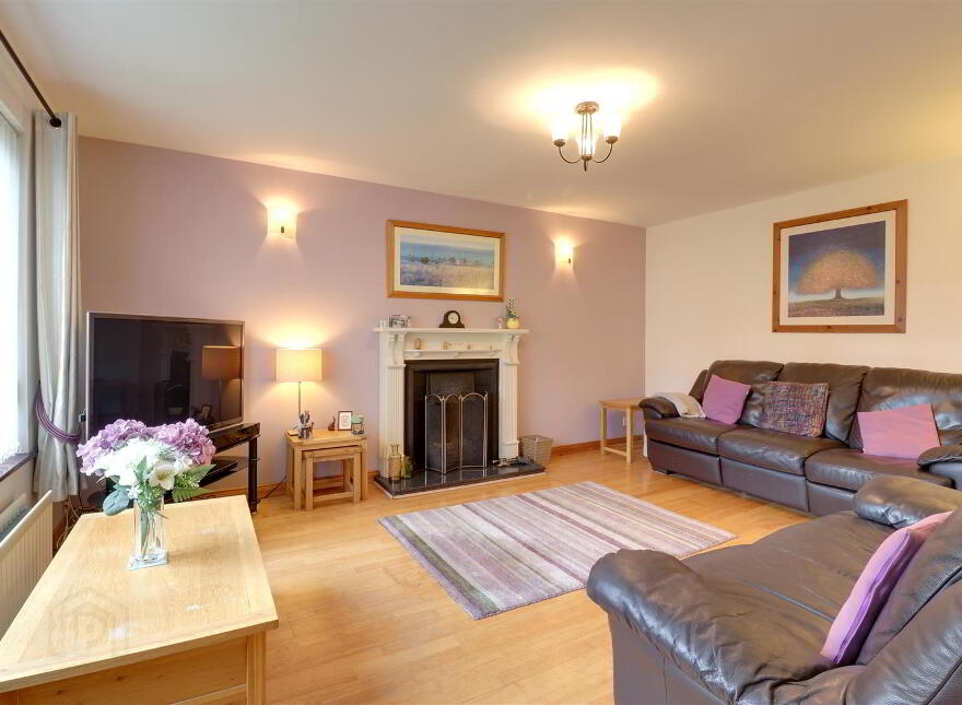8 Newtown Vale, Newtownards, BT23 7GR