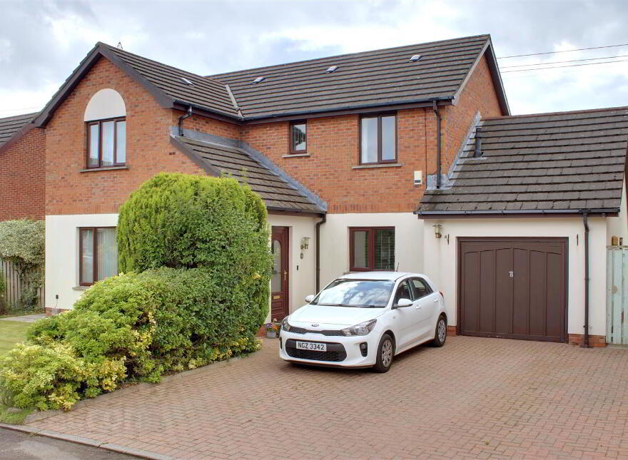 8 Newtown Vale, Newtownards, BT23 7GR photo