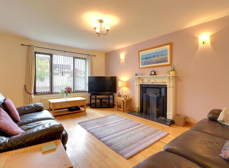 8 Newtown Vale, Newtownards, BT23 7GR