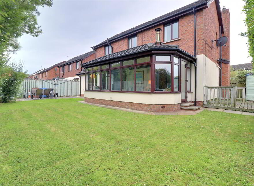 8 Newtown Vale, Newtownards, BT23 7GR