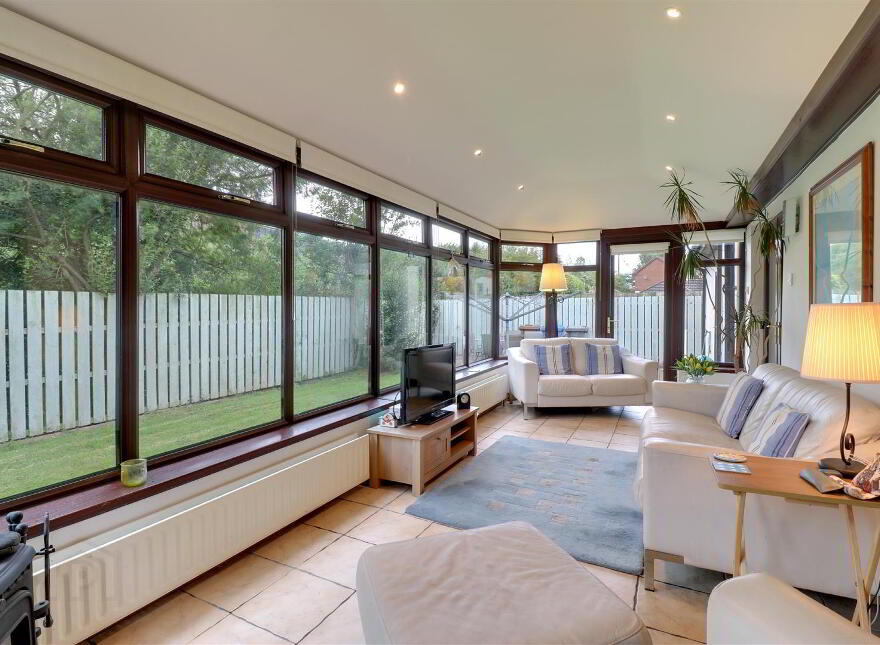 8 Newtown Vale, Newtownards, BT23 7GR