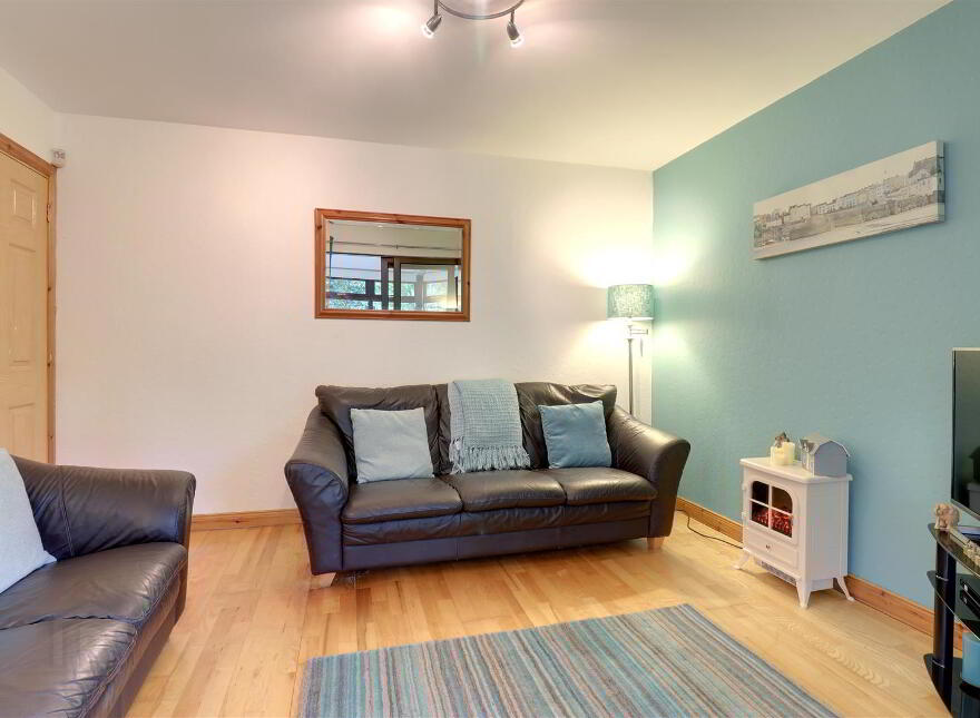 8 Newtown Vale, Newtownards, BT23 7GR