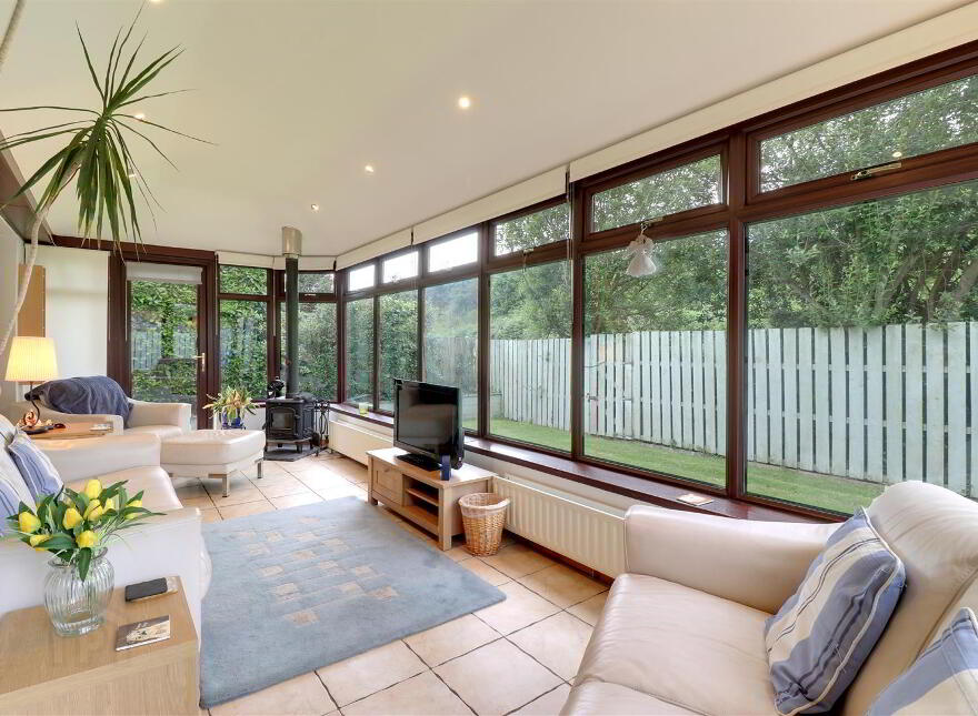 8 Newtown Vale, Newtownards, BT23 7GR