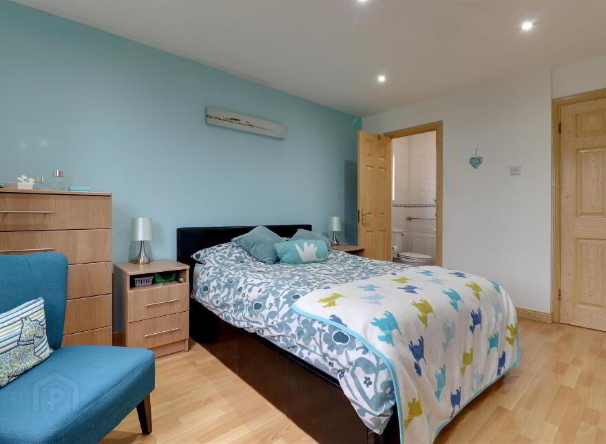 8 Newtown Vale, Newtownards, BT23 7GR