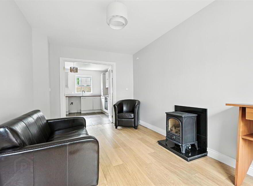 15 Milfort Mews, Dunmurry, Belfast, BT17 9JE