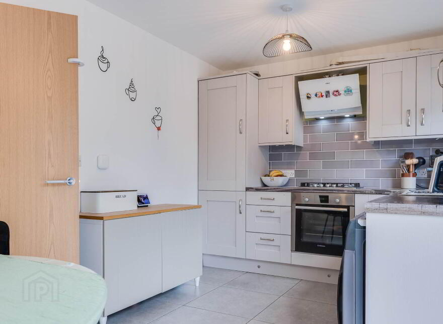 37 Ballyveigh Avenue, Antrim, BT41 2GX