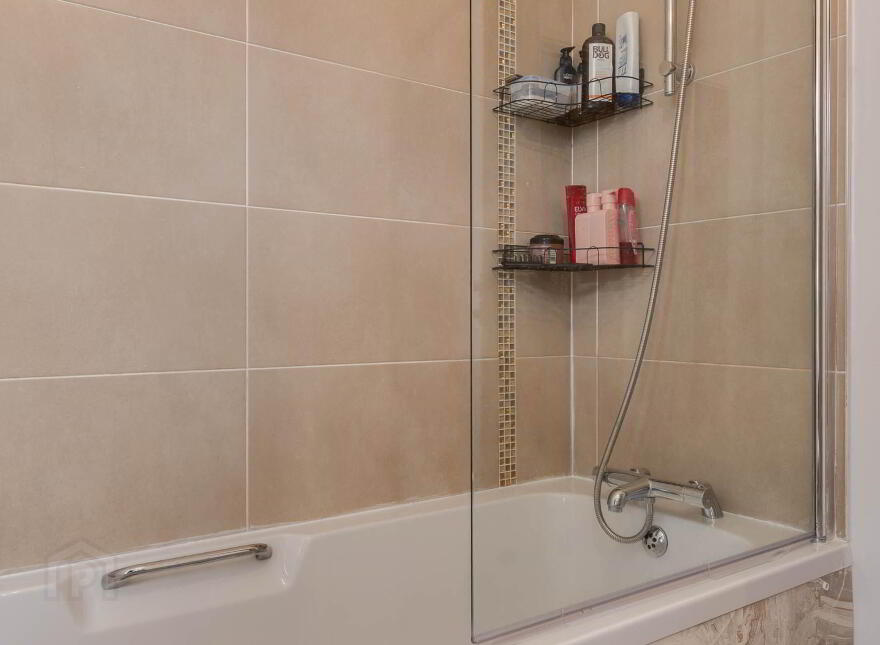 37 Ballyveigh Avenue, Antrim, BT41 2GX