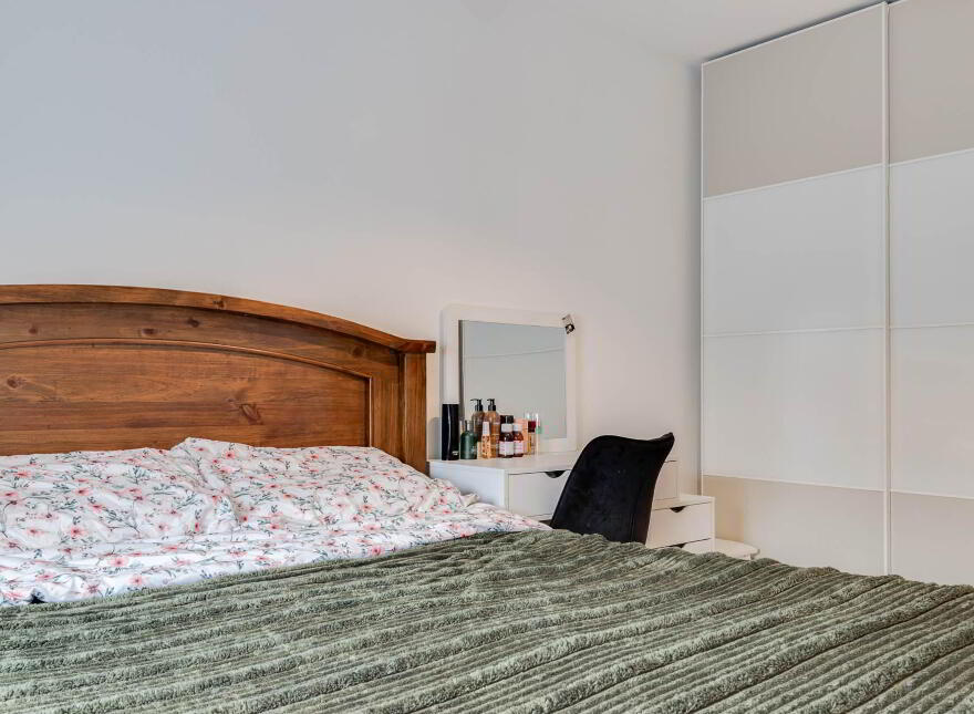 37 Ballyveigh Avenue, Antrim, BT41 2GX