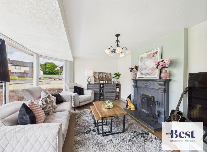 23 Fairway, Larne, BT40 2BB