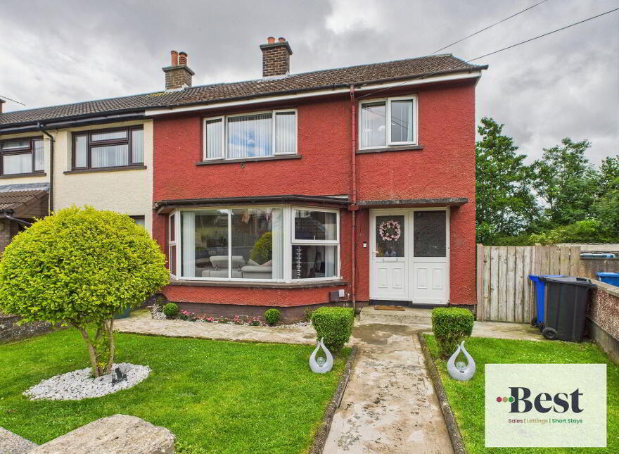 23 Fairway, Larne, BT40 2BB photo