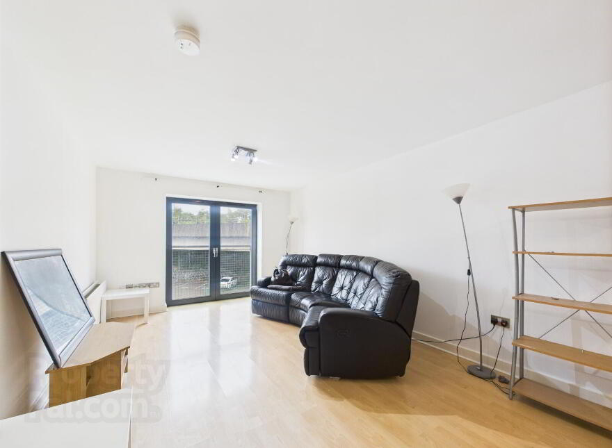 Apt 16, 19 Station Street, Belfast, BT3 9DA photo