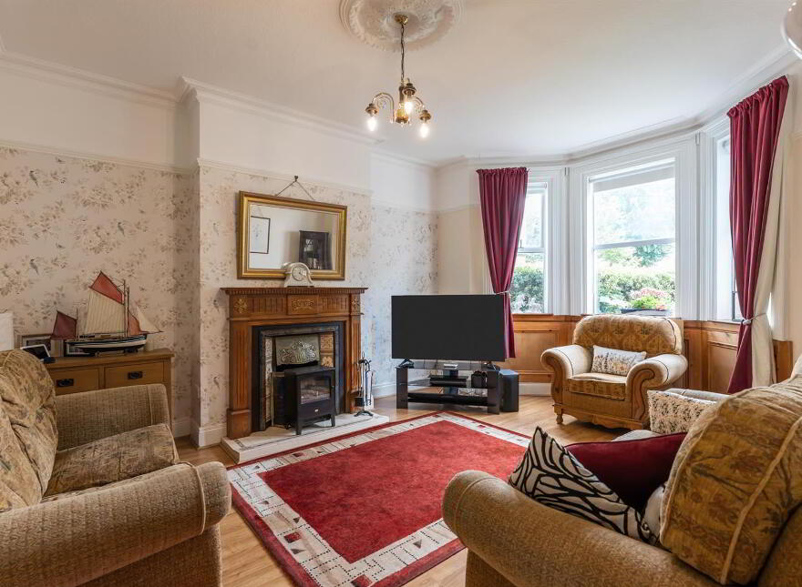 30 Ormiston Crescent, Belfast, BT4 3JQ