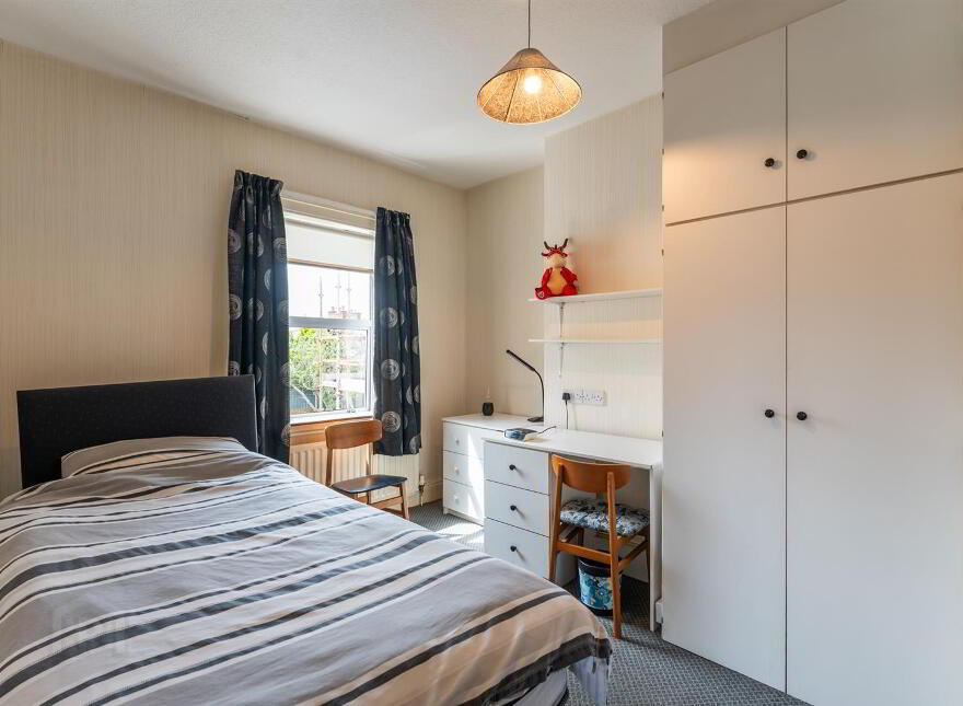 30 Ormiston Crescent, Belfast, BT4 3JQ
