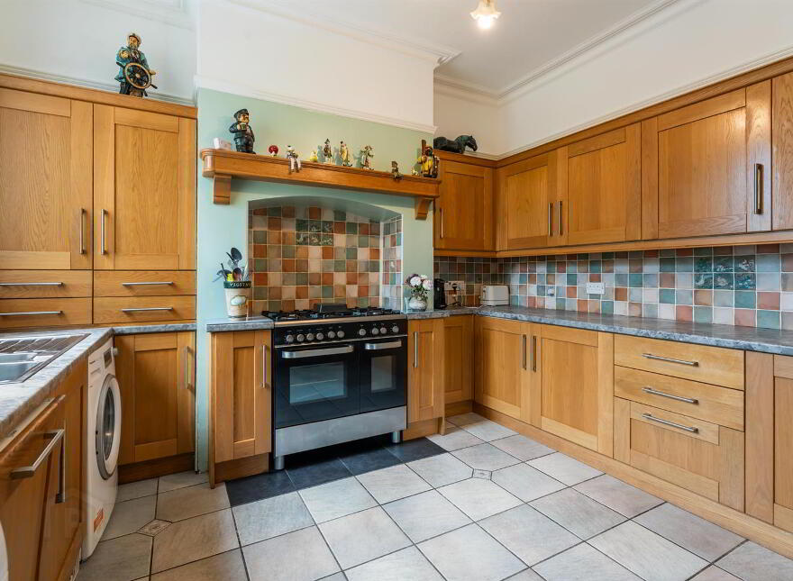 30 Ormiston Crescent, Belfast, BT4 3JQ