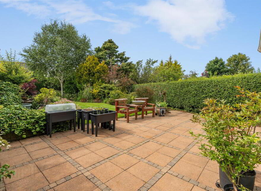 30 Ormiston Crescent, Belfast, BT4 3JQ