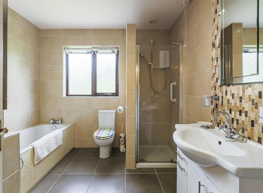 5 Stockbridge Park, Donaghadee, BT21 0QH