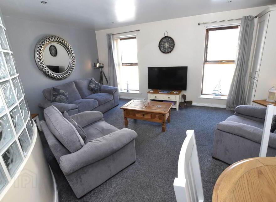 2 Harbour View, Donaghadee, BT21 0HD