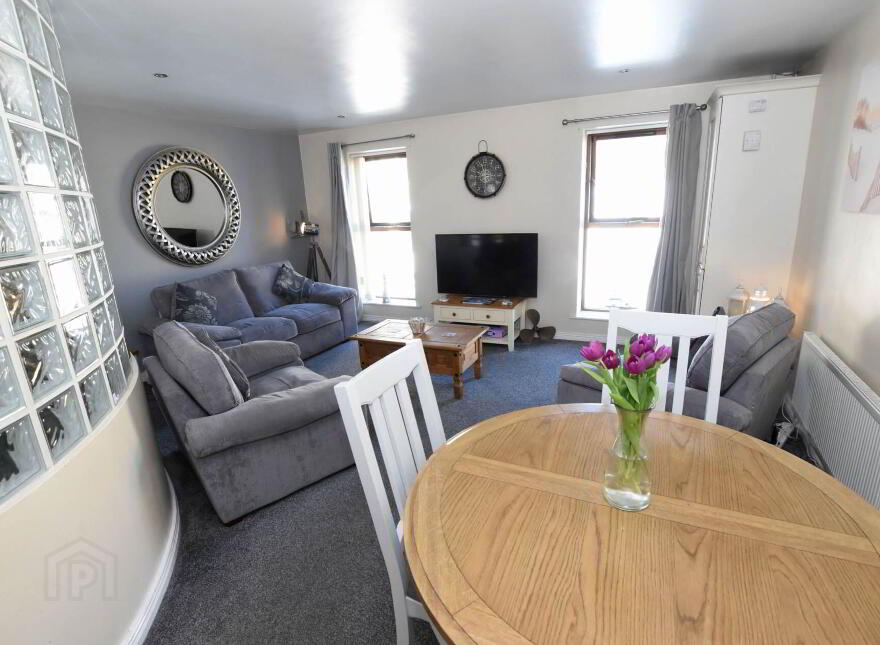 2 Harbour View, Donaghadee, BT21 0HD