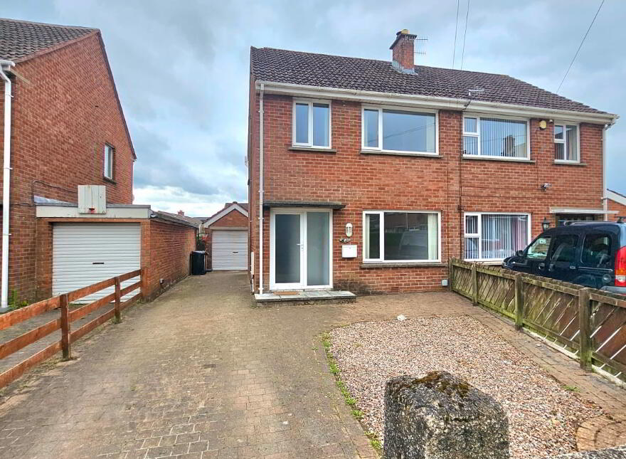 45 Kings Road, Newtownabbey, BT37 0DB photo