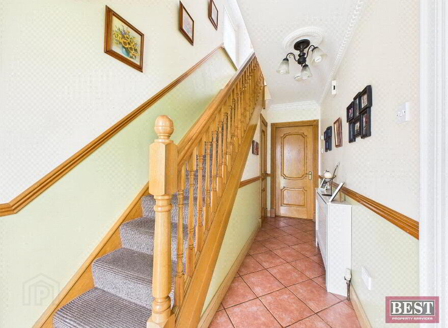 18 Ballinlare Court, Newry, BT35 8BF