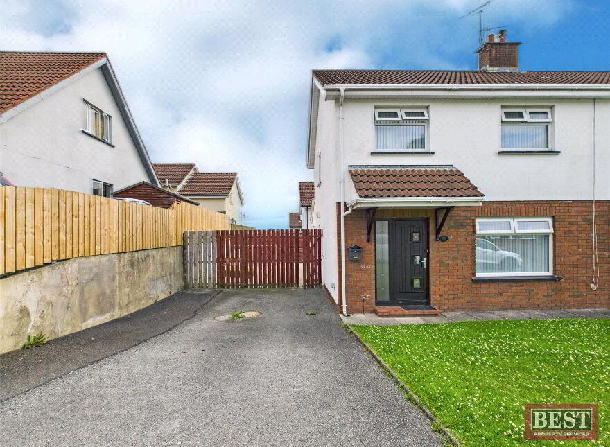 18 Ballinlare Court, Newry, BT35 8BF photo