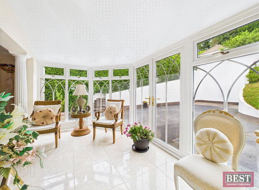 73 Burren Road, Warrenpoint, Newry, BT34 3SA
