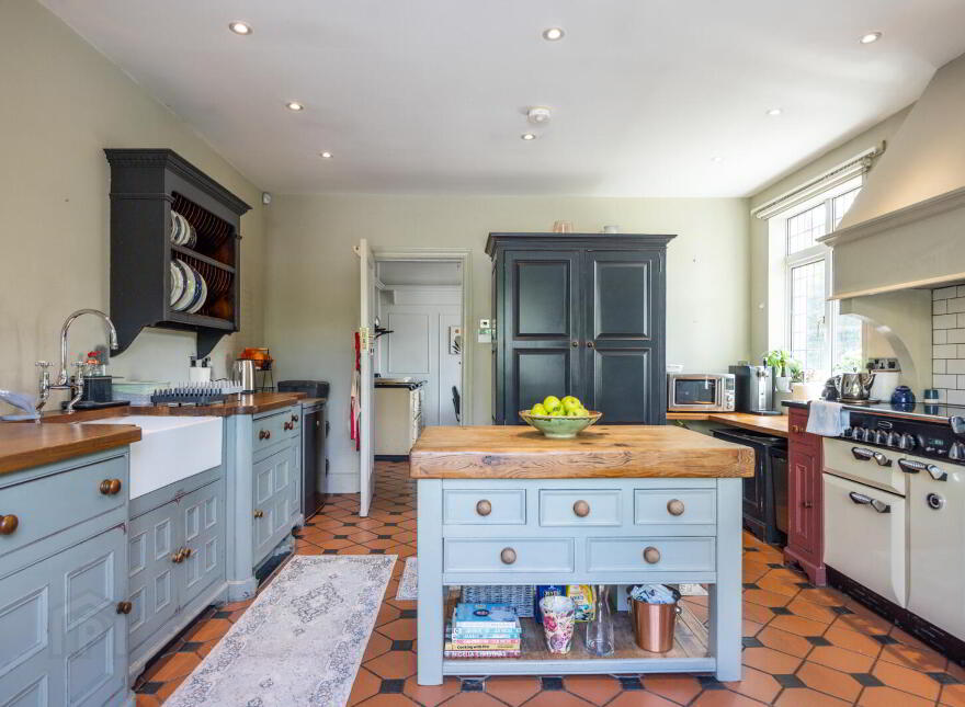 Bryanscourt, 31 North Circular Road, Belfast, BT15 5HD