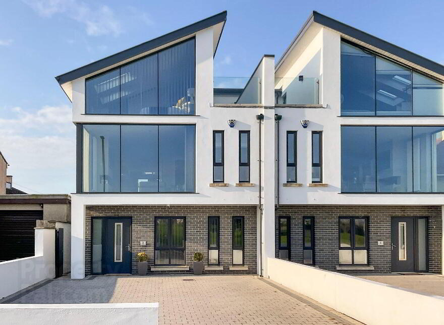 8 Old Fairways, Crocknamack Road, Portrush, BT56 8LF photo