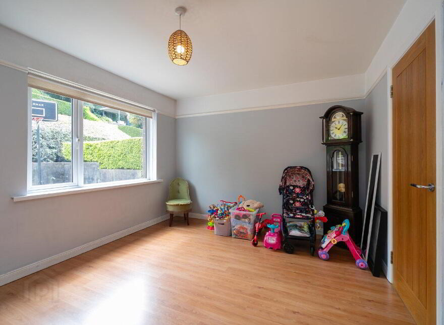 33 Grey Castle Manor, Belfast, BT6 9QT