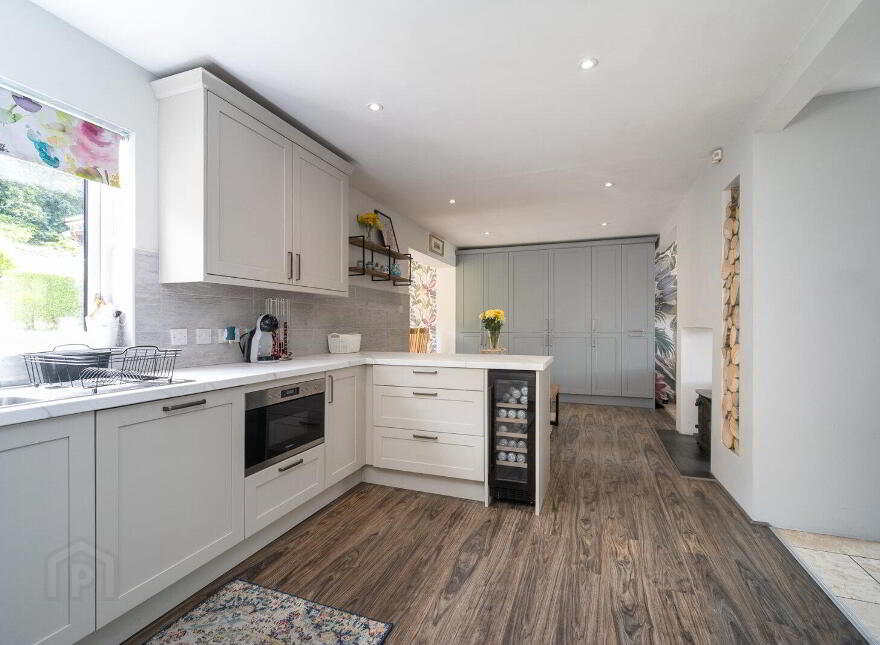 33 Grey Castle Manor, Belfast, BT6 9QT