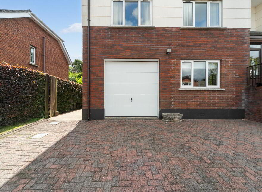33 Grey Castle Manor, Belfast, BT6 9QT