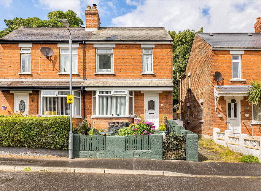 12 Somerton Gardens, Belfast, BT15 3LN
