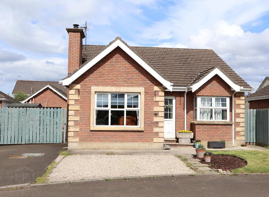 2 Rosslyn Close, Limavady, BT49 0WA