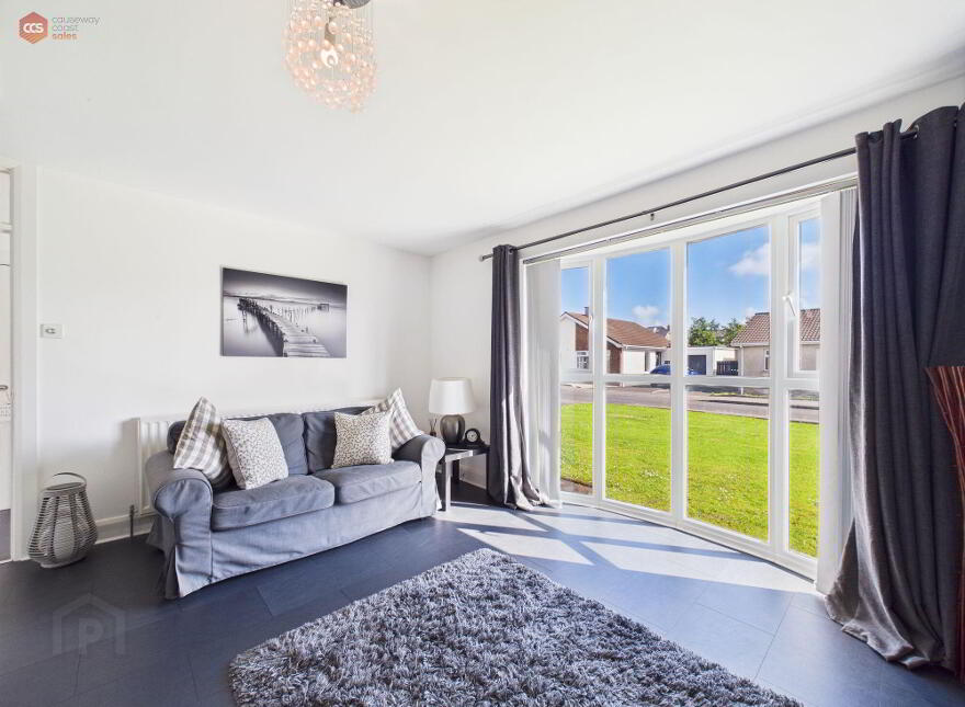 13 Bayhead Park, Portballintrae, Bushmills, BT57 8YR